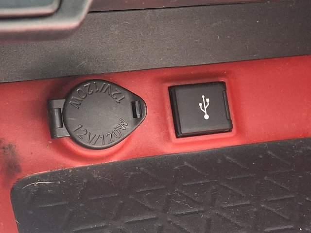 Used 2020 Toyota RAV4 TRD Off-Road AWD/4WD image 23