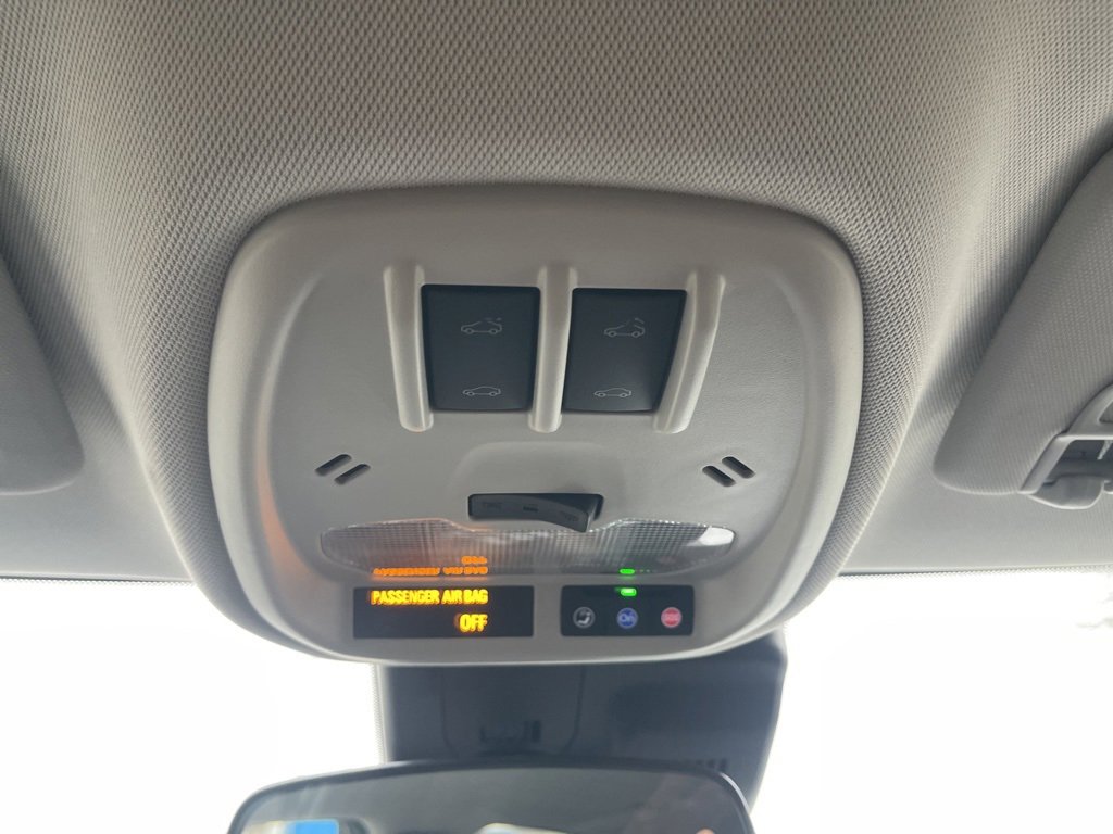 New 2026 Chevrolet Trax LT w/ Sunroof Package image 26