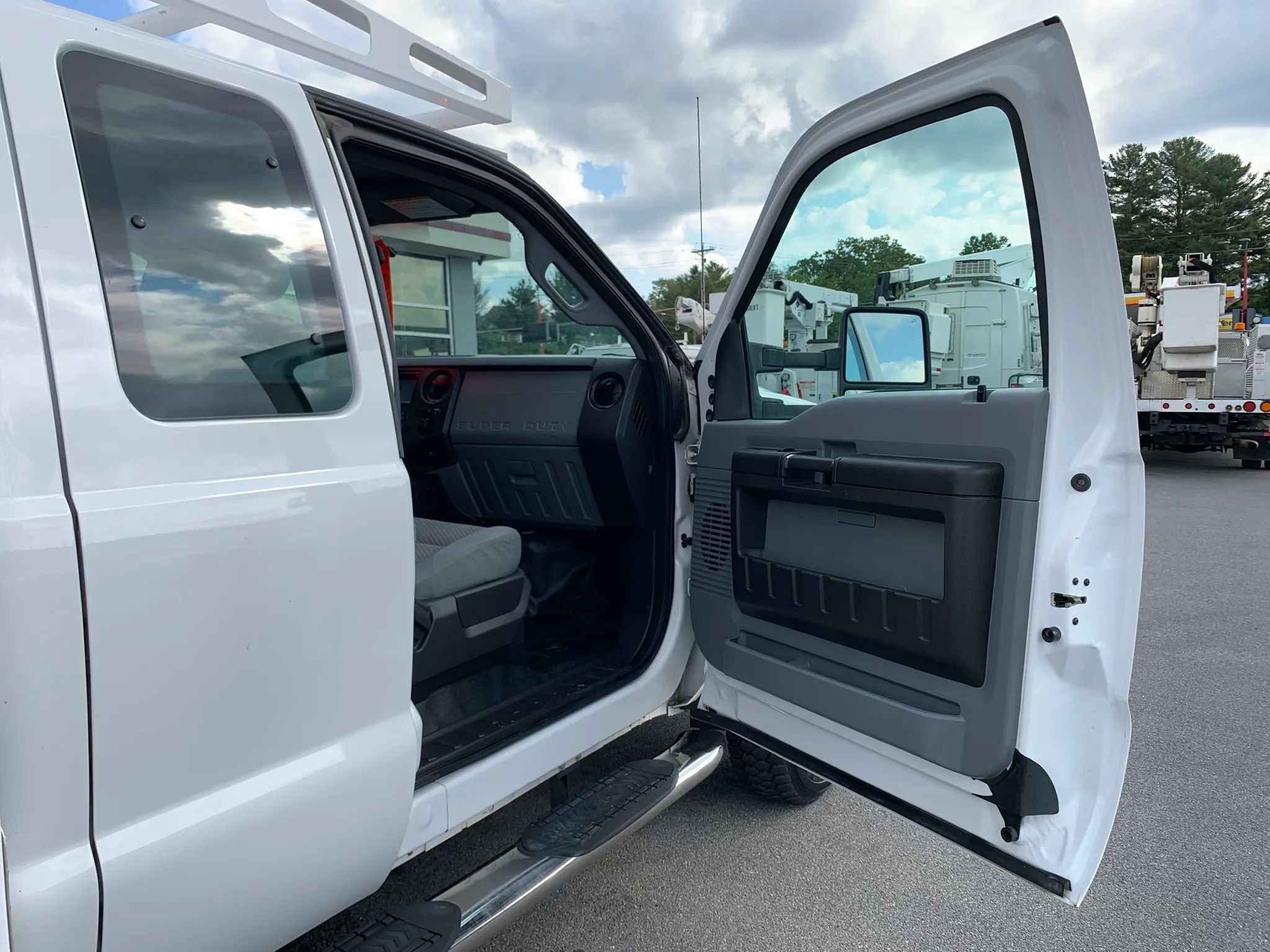 Used 2015 Ford F450 XL w/ Power Equipment Group AWD/4WD image 21