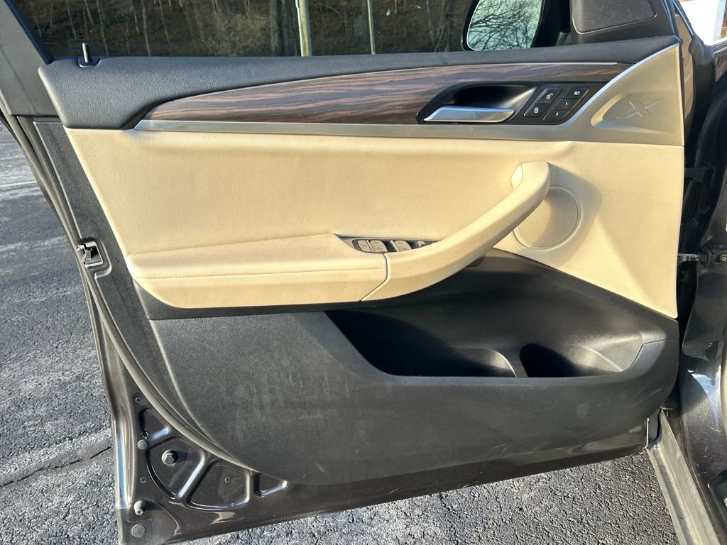 Used 2021 BMW X3 xDrive30i w/ Premium Package image 18