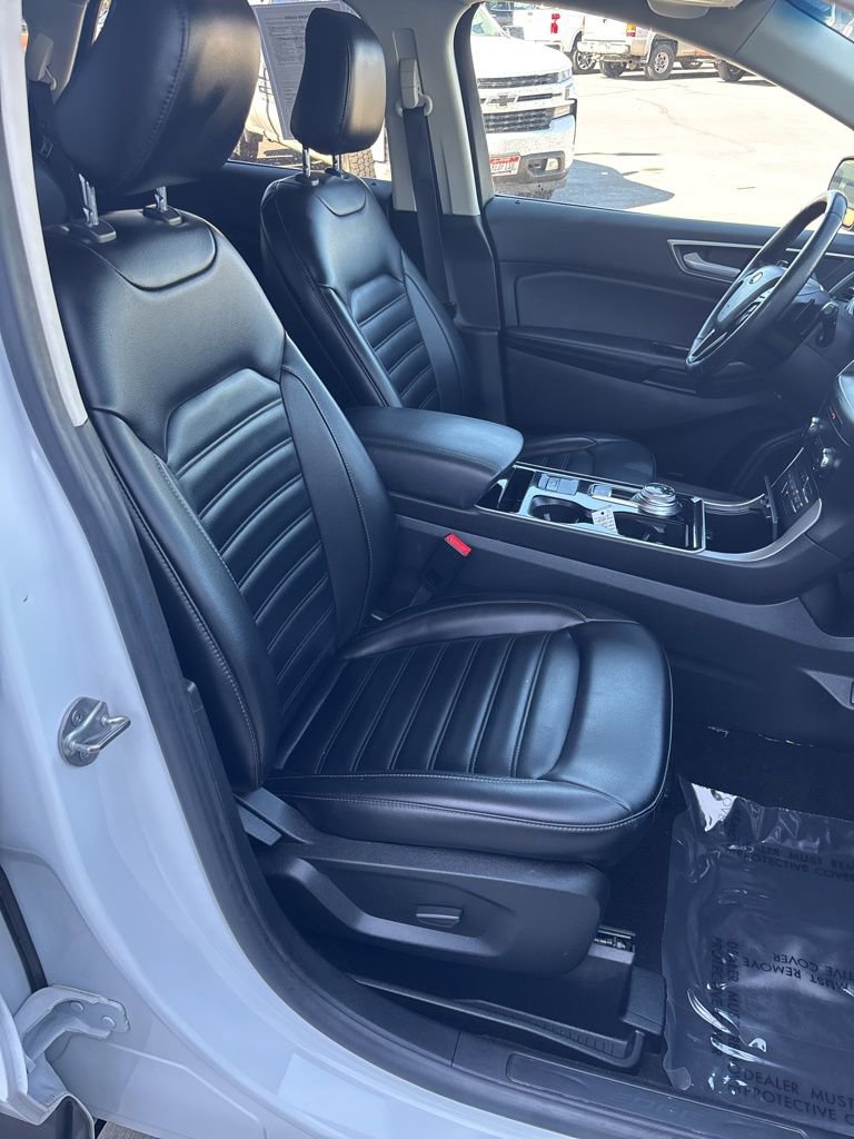 Used 2020 Ford Edge SEL image 33