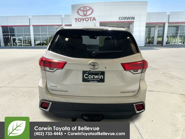 Used 2018 Toyota Highlander Limited Platinum image 7