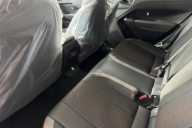 Used 2025 Subaru Crosstrek 2.5i Limited w/ Crosstrek Mirror Package image 10