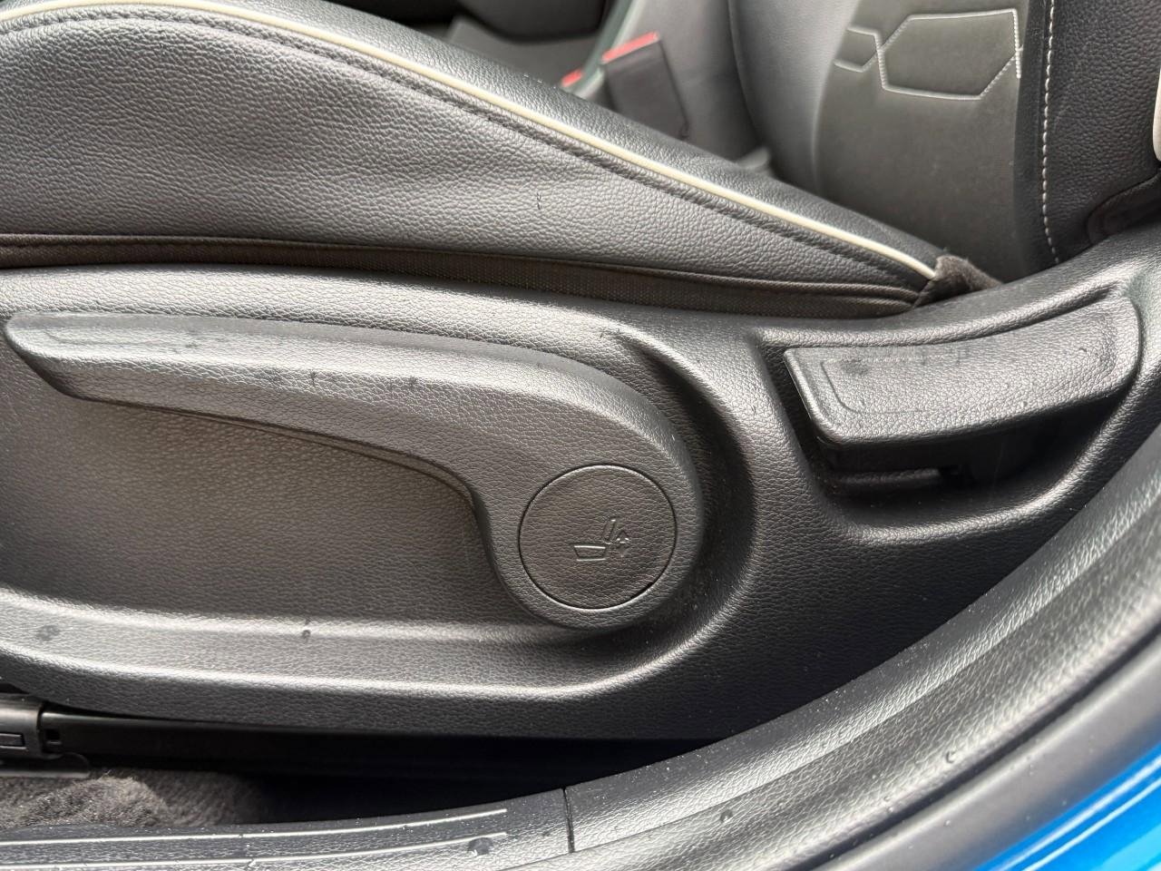 Used 2022 Kia Forte GT-Line w/ GT-Line Premium Package image 23