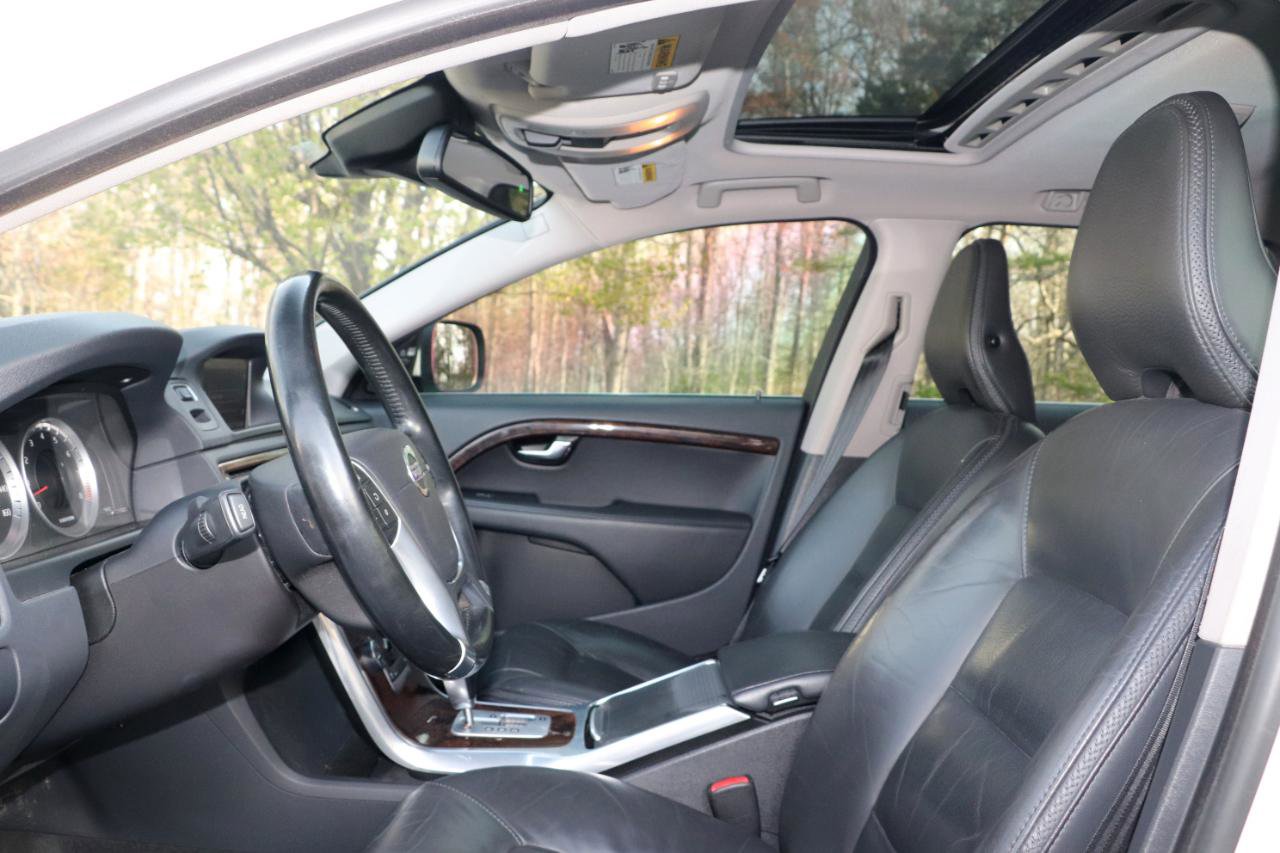 Used 2012 Volvo XC70 T6 image 10