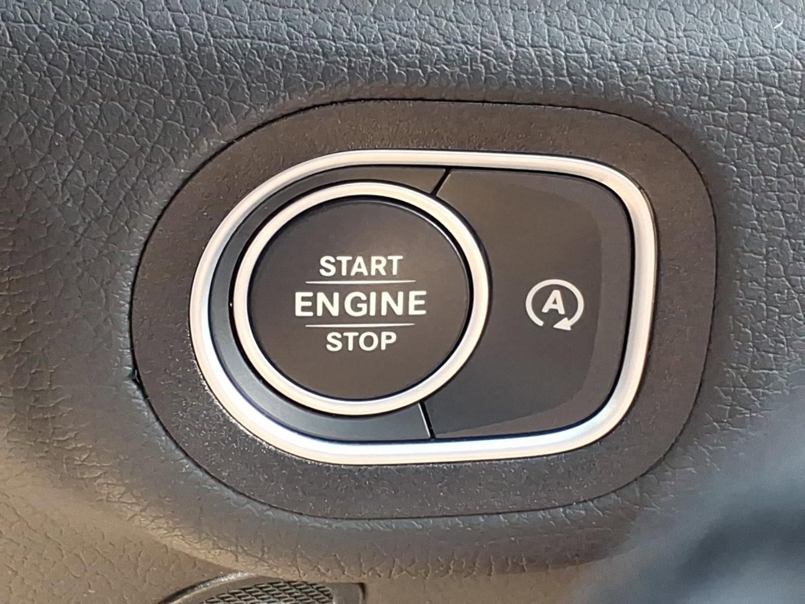 Certified 2025 Mercedes-Benz GLE 450 4MATIC image 22