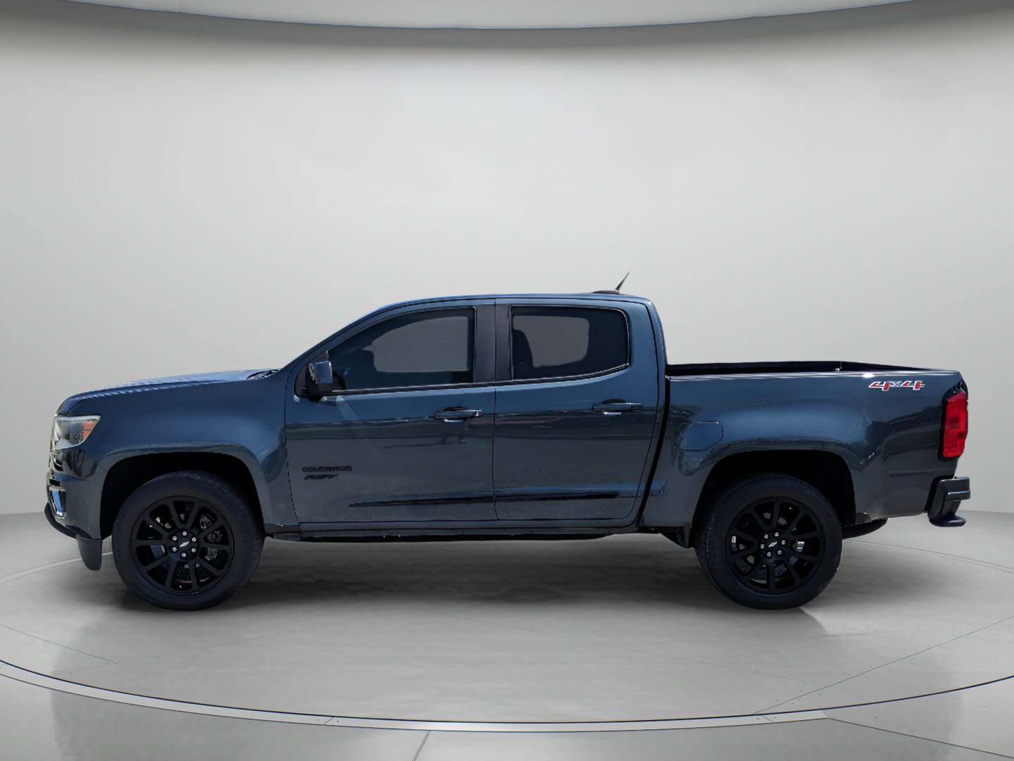 Used 2019 Chevrolet Colorado LT w/ Colorado RST Special Edition AWD/4WD image 5