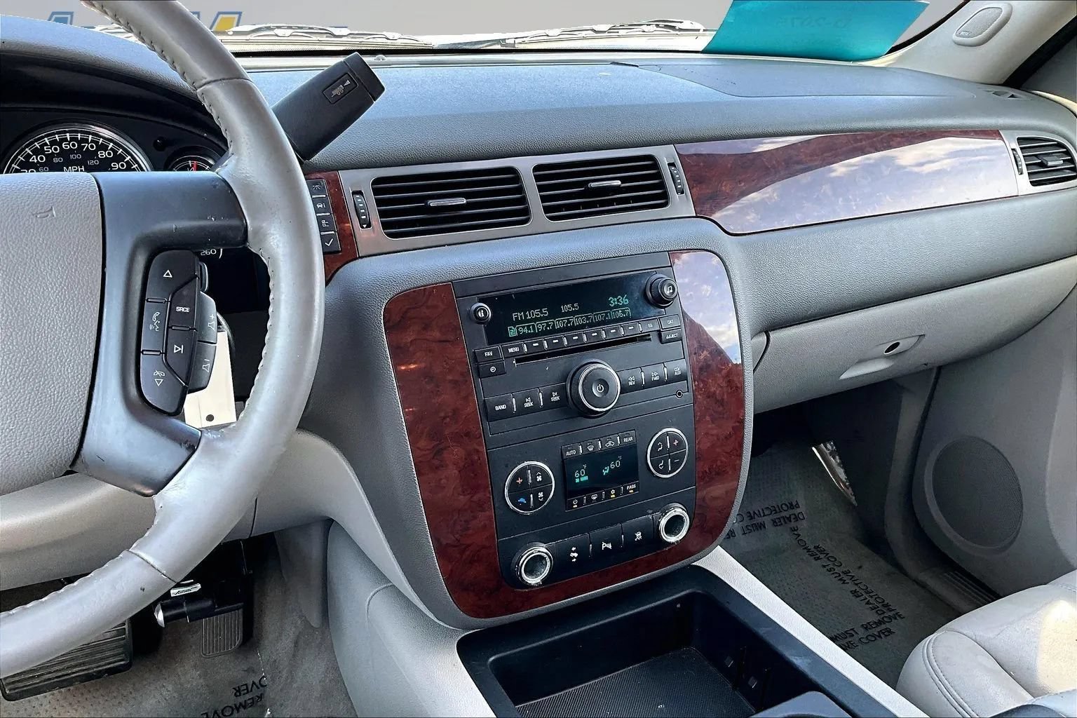 Used 2010 Chevrolet Suburban LT AWD/4WD image 13