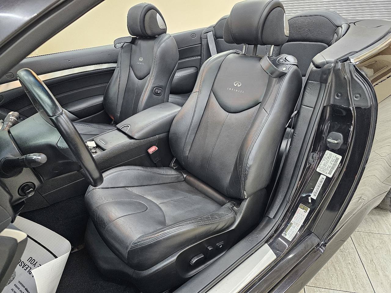 Used 2013 INFINITI G37 Convertible w/ Premium Pkg RWD image 12
