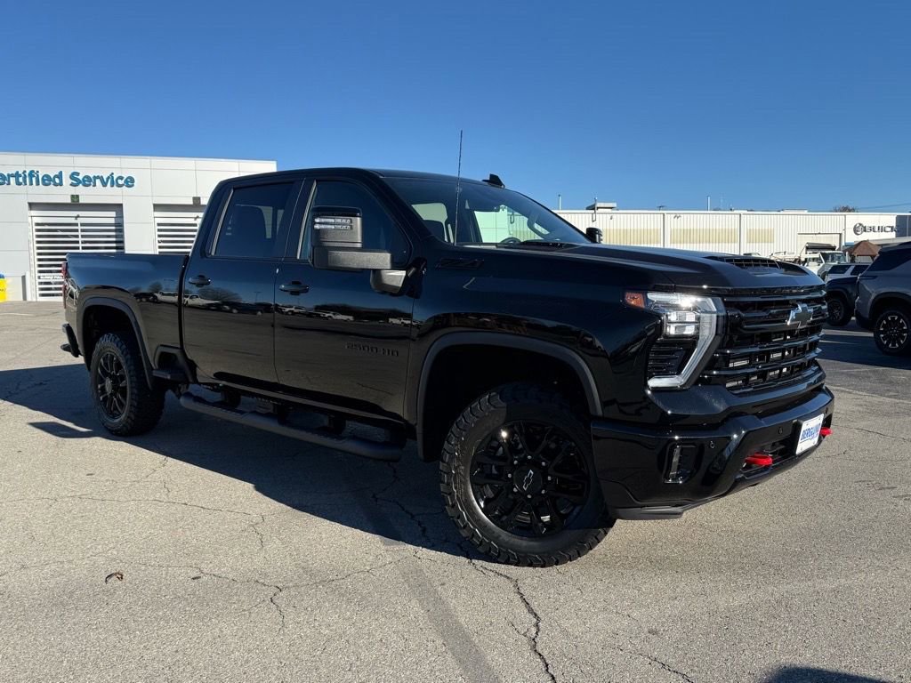 New 2026 Chevrolet Silverado 2500 LT w/ Trail Boss Package