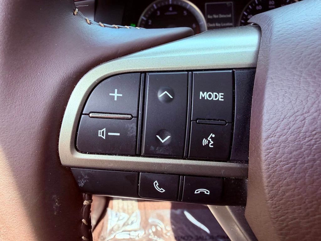 Used 2016 Lexus ES 350 w/ Luxury Package w/Wood Trim FWD image 21