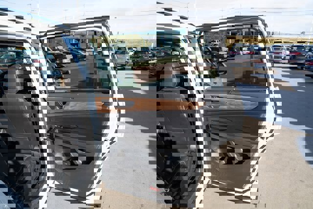 New 2026 Volkswagen Atlas SE image 14