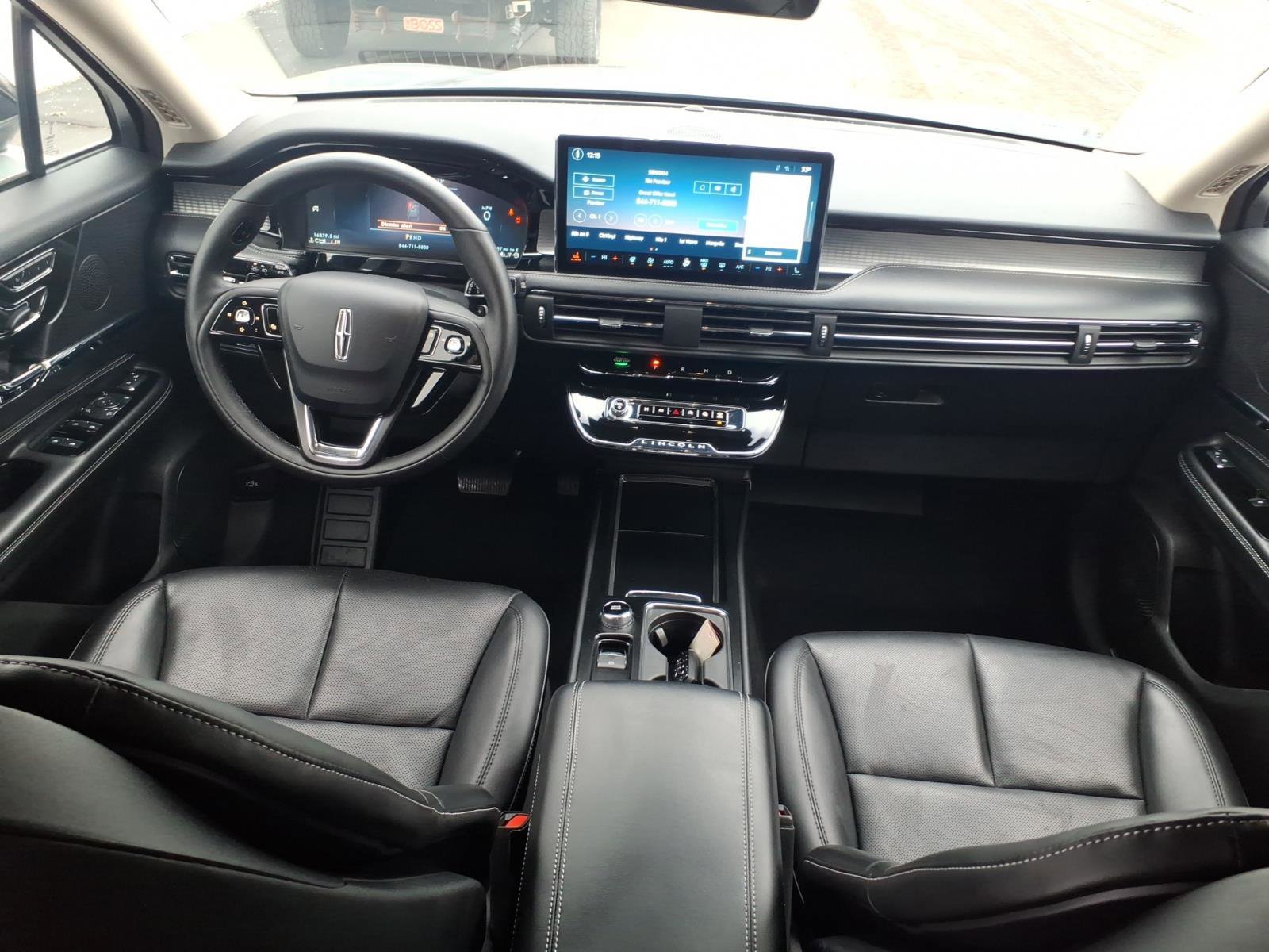 Certified 2023 Lincoln Corsair Standard w/ Equipment Group 101A image 10