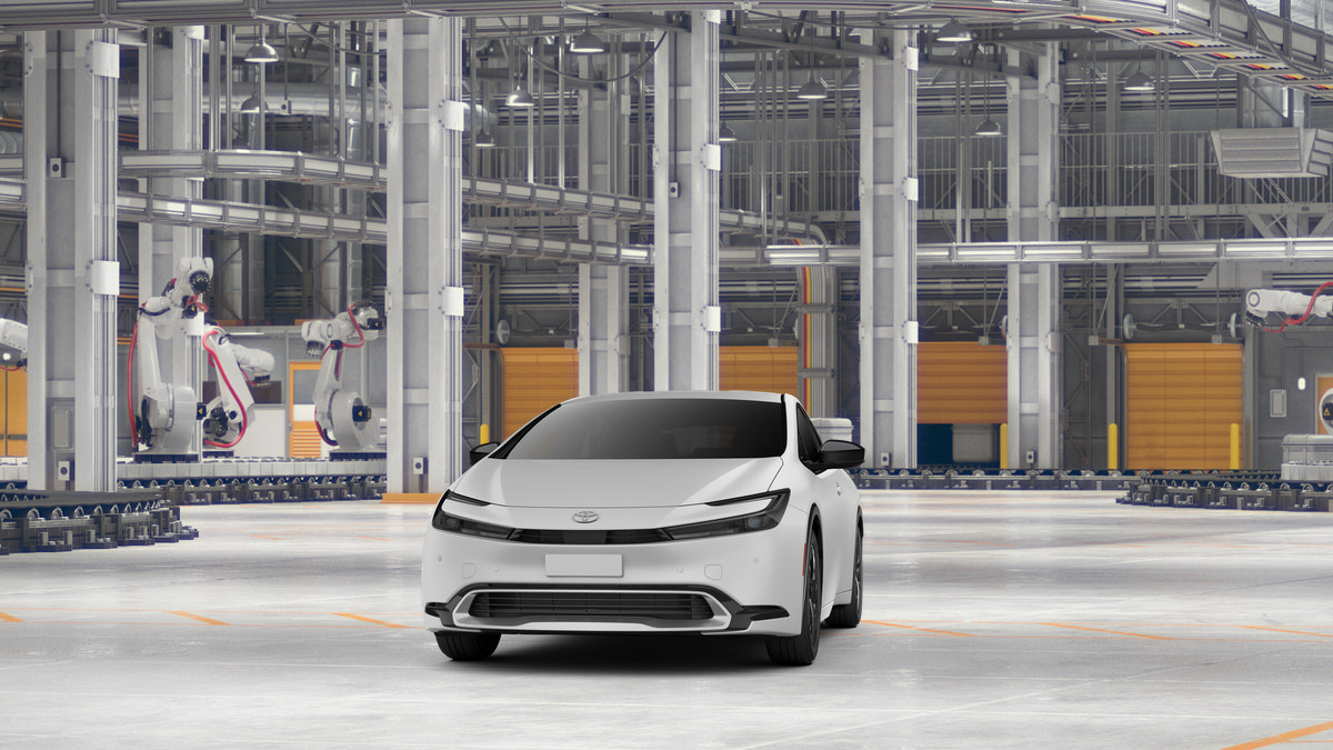 New 2027 Toyota Prius Plug-In Hybrid FWD image 3