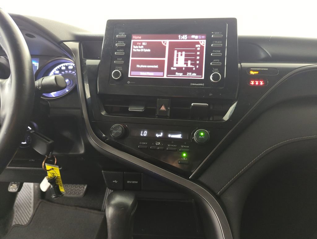 Used 2021 Toyota Camry SE FWD image 13