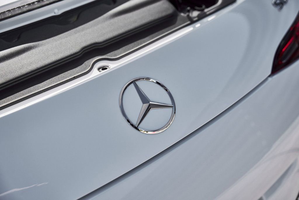 Used 2023 Mercedes-Benz SL 63 AMG 4MATIC image 13