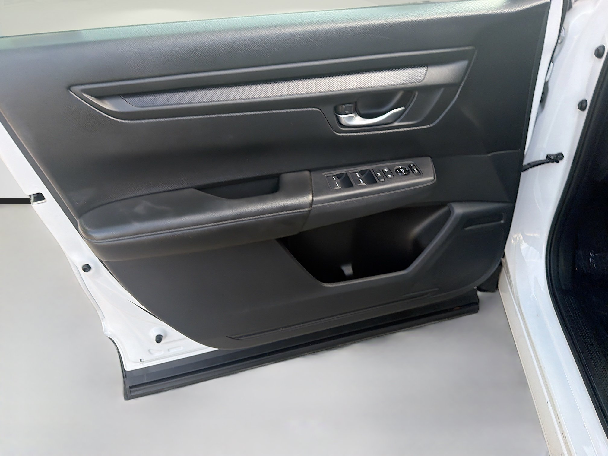 Used 2024 Honda CR-V EX image 17