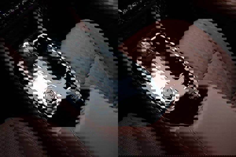 New 2025 Mitsubishi Outlander SEL image 32