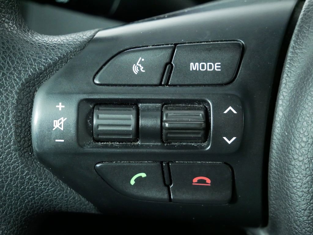 Used 2017 Kia Sorento LX image 25