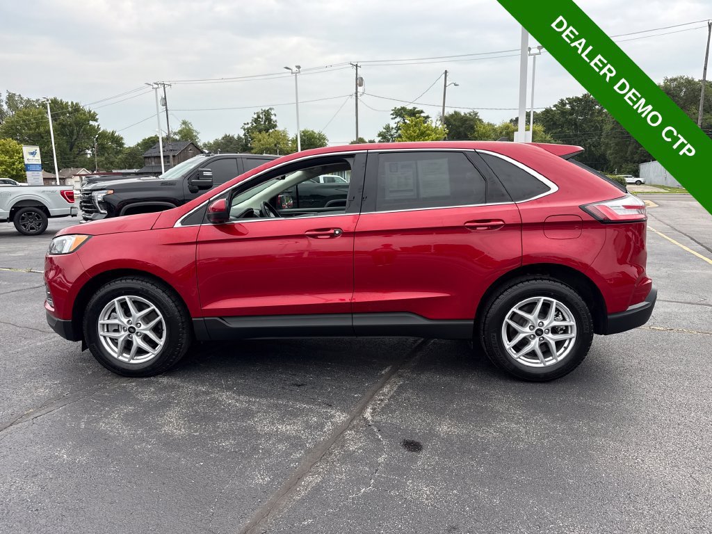 Used 2024 Ford Edge SEL w/ Convenience Package