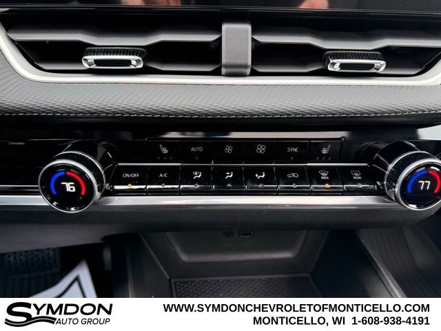 New 2026 Chevrolet Equinox LT w/ Convenience Package II image 18