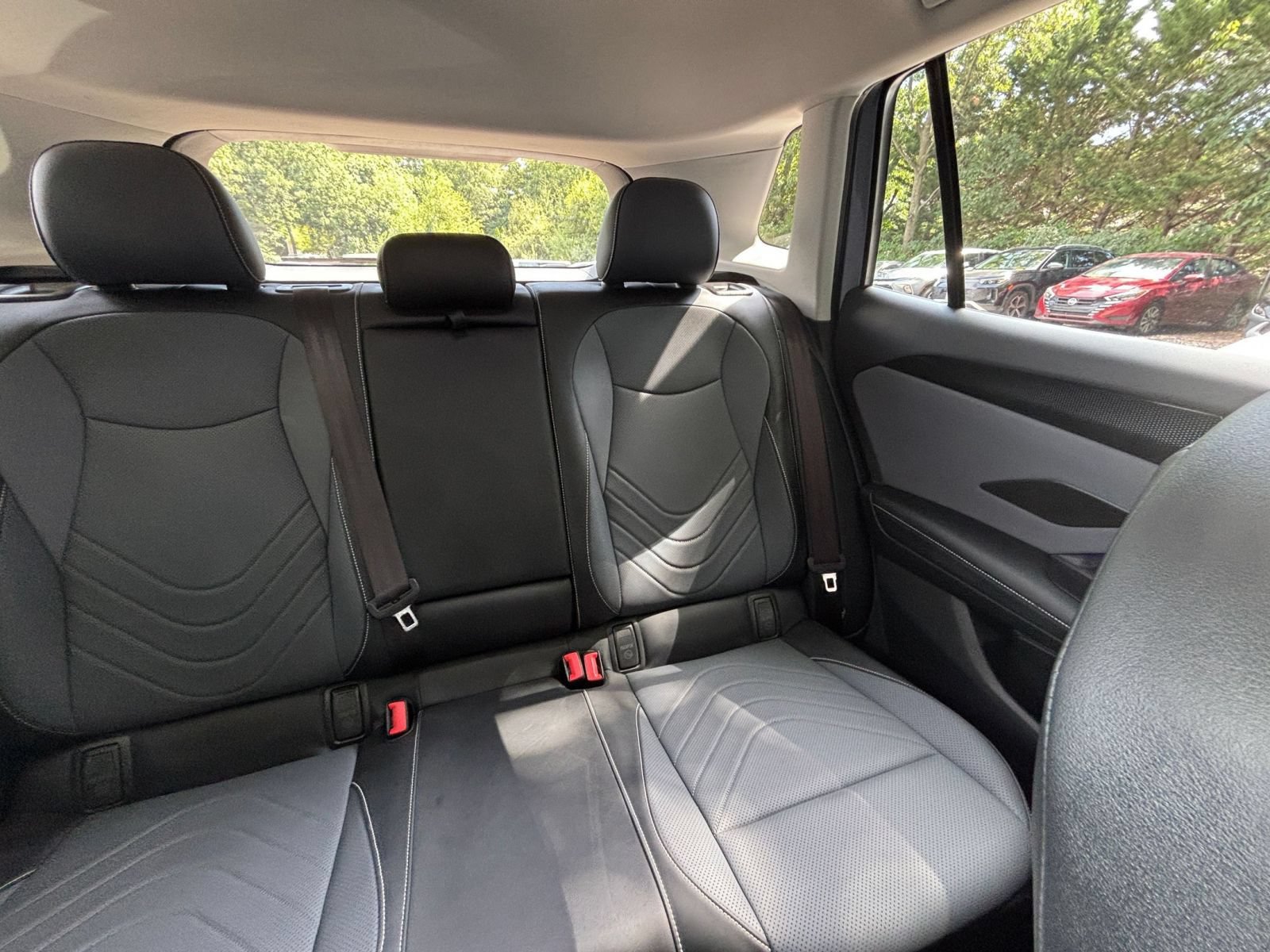Used 2025 Chevrolet Equinox LT FWD image 38
