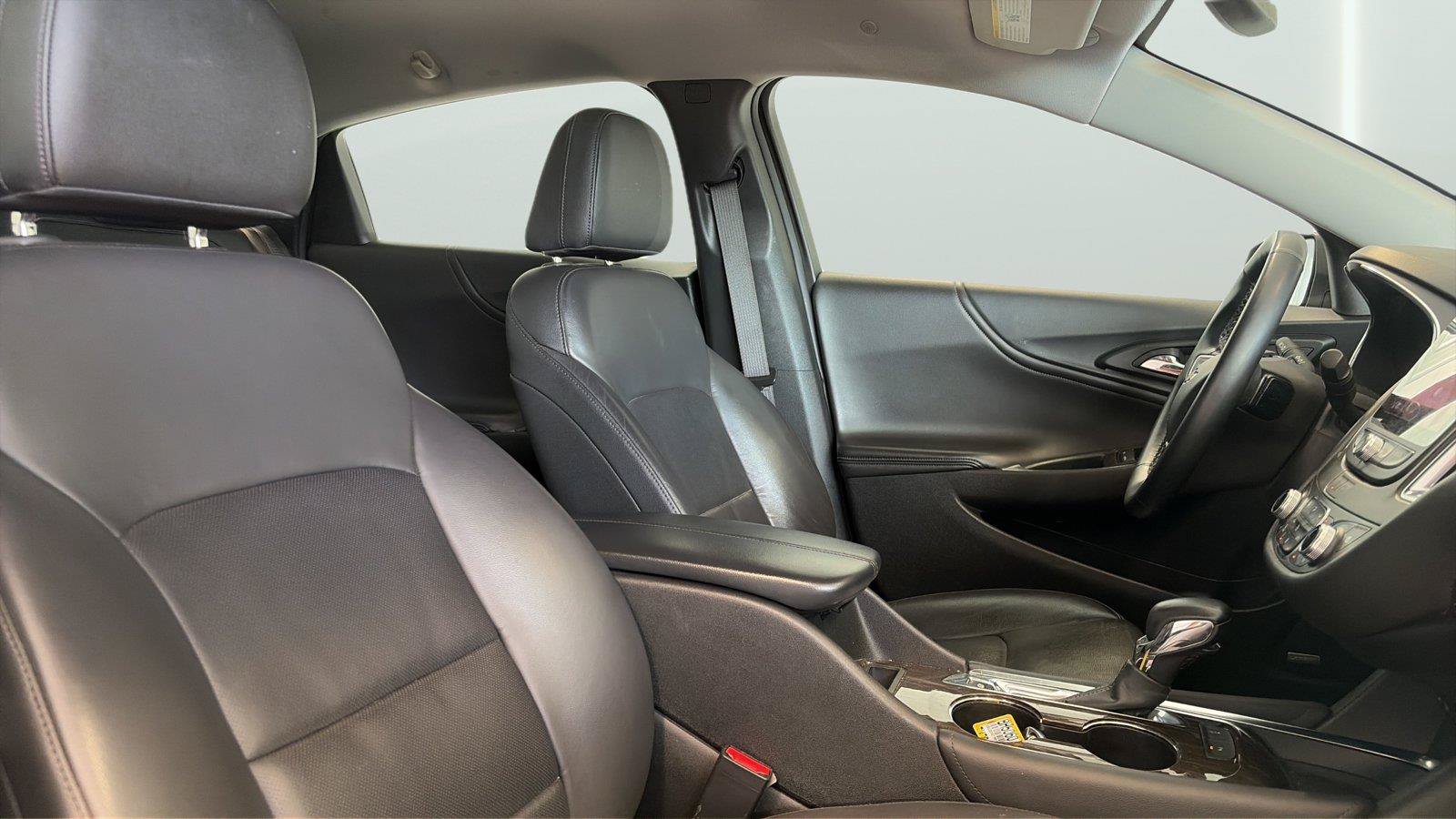 Used 2024 Chevrolet Malibu LT FWD image 14