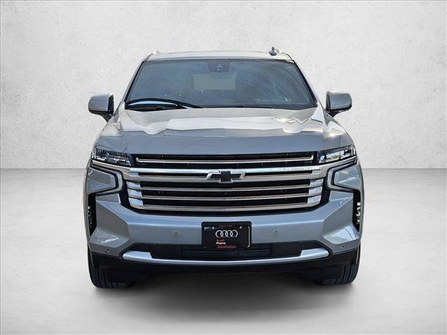 Used 2023 Chevrolet Suburban High Country w/ Premium Package 2 RWD image 2