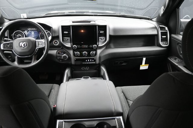 New 2026 RAM 1500 Express AWD/4WD image 42