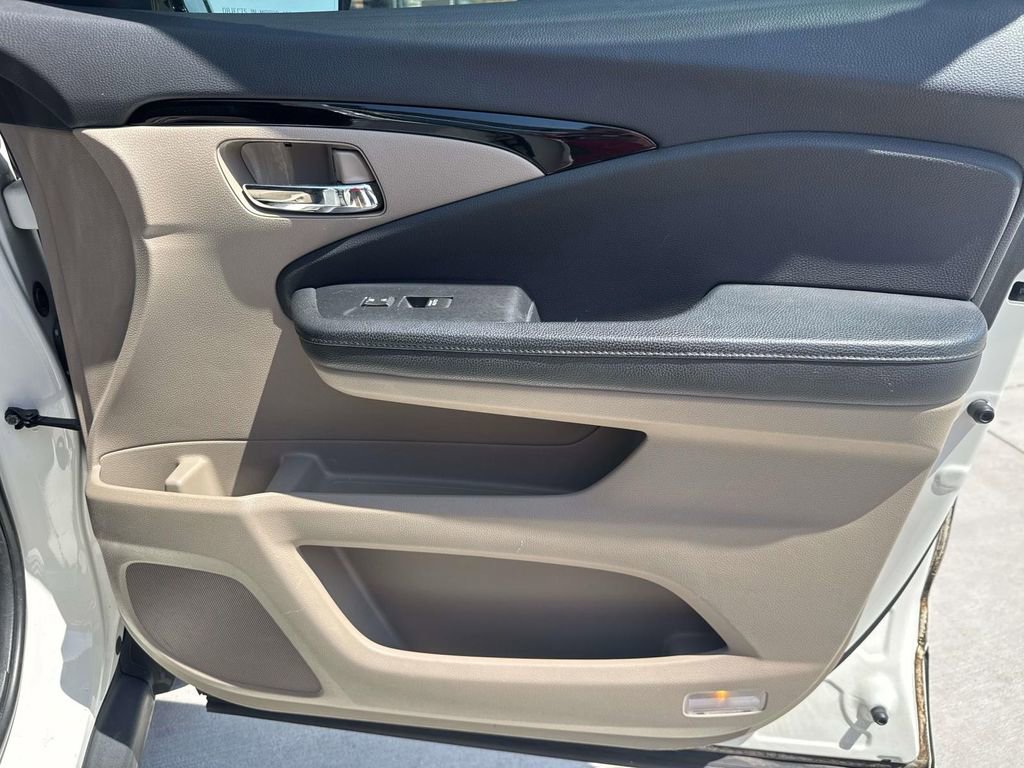 Used 2019 Honda Pilot Elite image 20