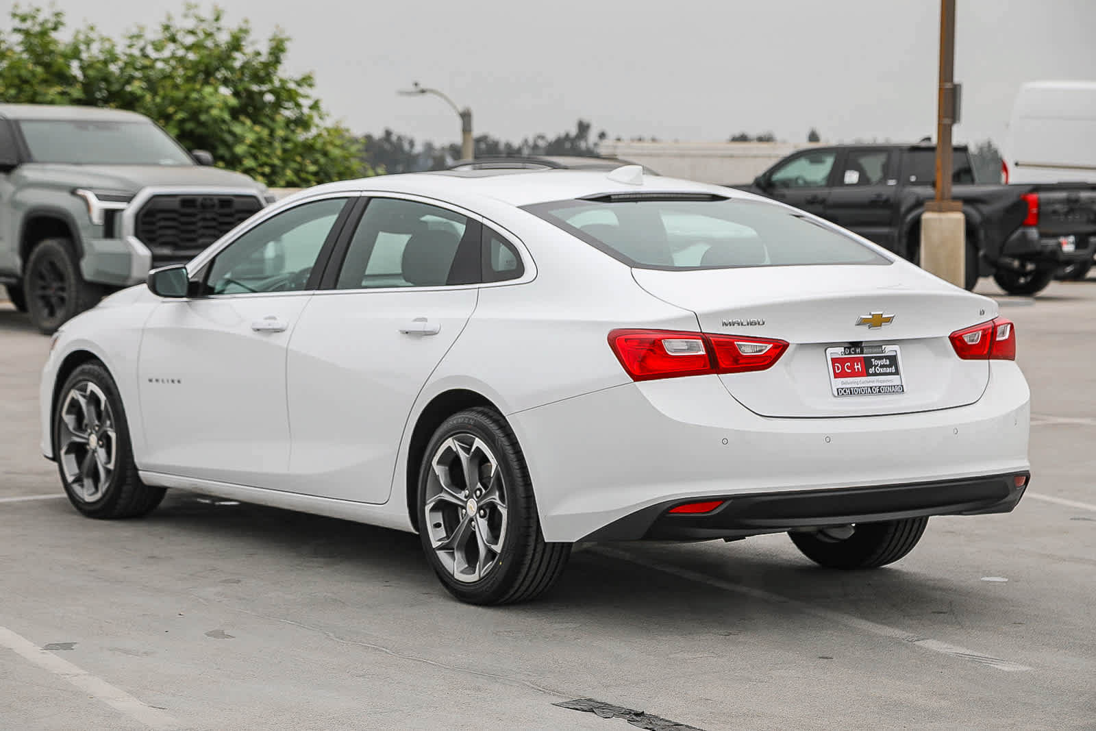 Used 2024 Chevrolet Malibu LT FWD image 7