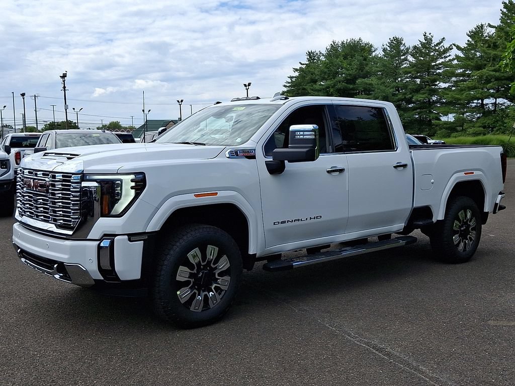 New 2026 GMC Sierra 2500 Denali w/ Denali Reserve Package AWD/4WD image 2