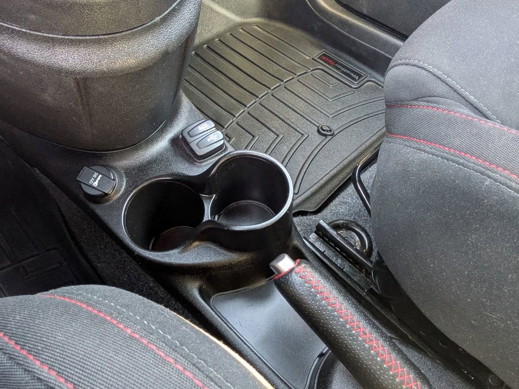 Used 2017 FIAT 500 Abarth image 22