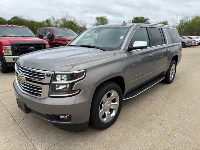 Used 2017 Chevrolet Suburban Premier AWD/4WD image 3
