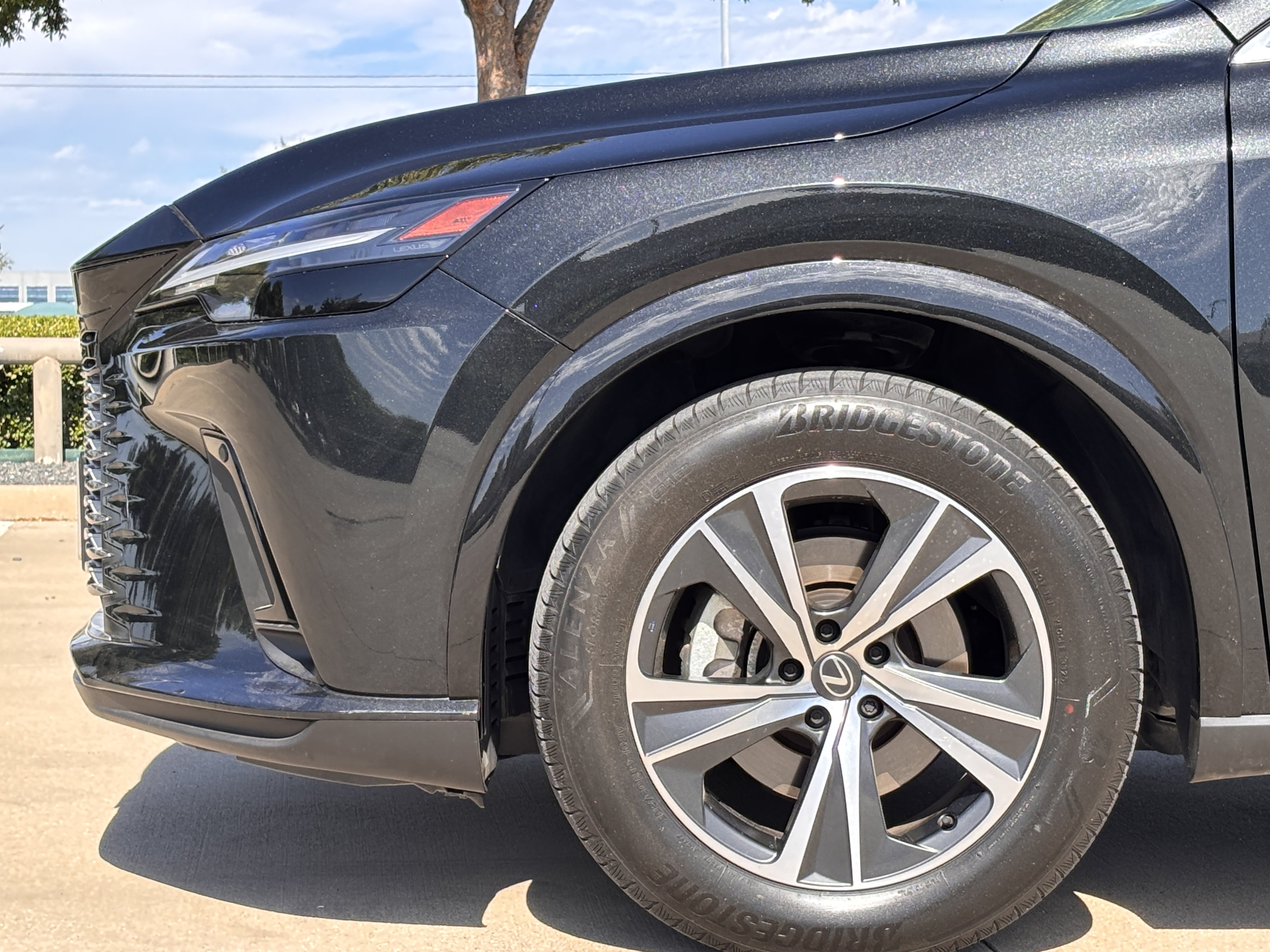Used 2026 Lexus RX 350 Premium w/ Accessory Package (Z1) FWD image 9