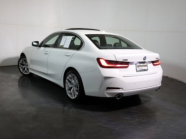 Used 2025 BMW 330i xDrive Sedan AWD/4WD image 2