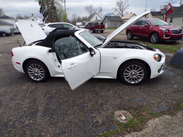 Used 2018 FIAT 124 Spider Classica w/ Technology Group image 14