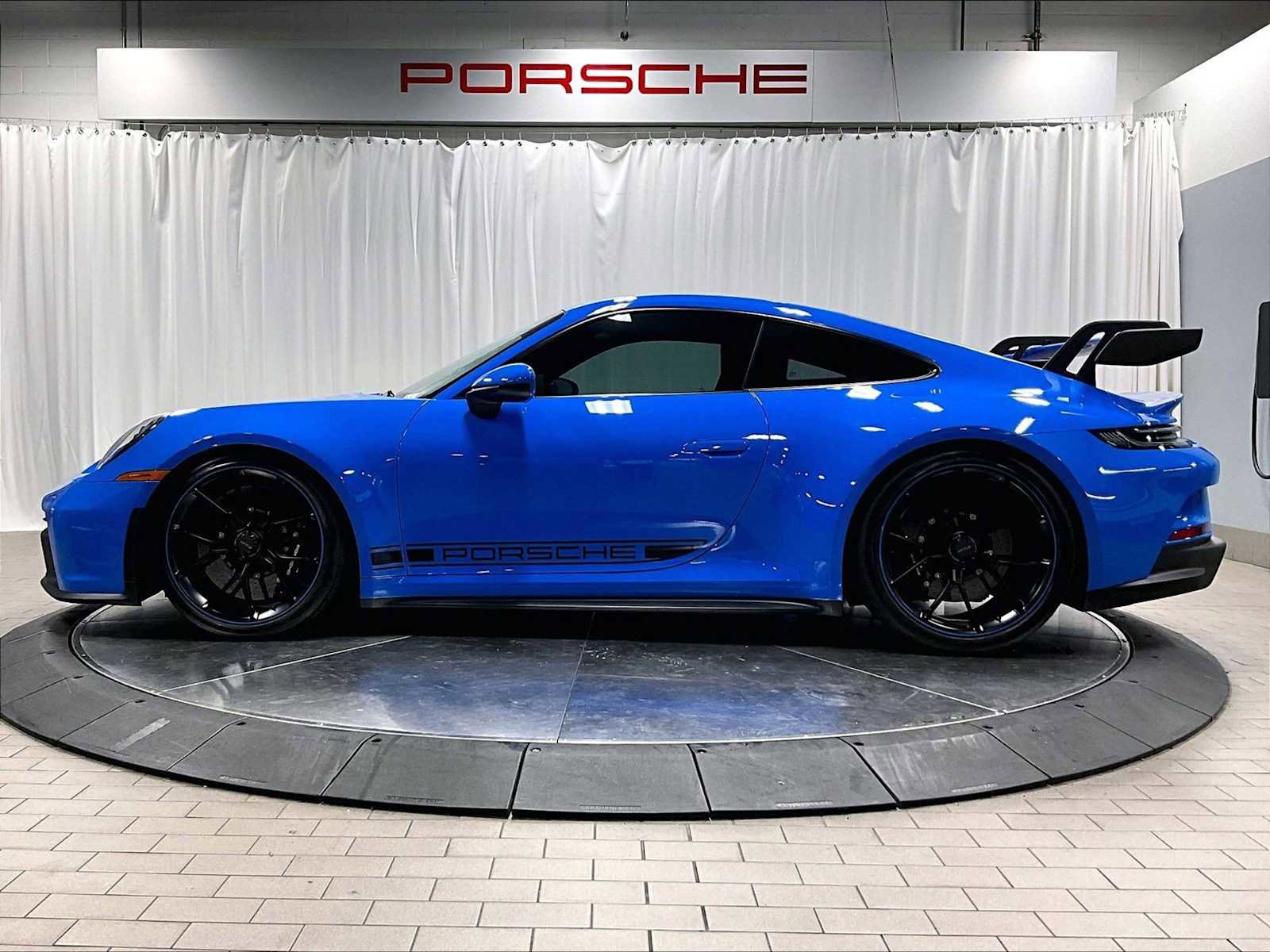 Used 2022 Porsche 911 GT3 image 2