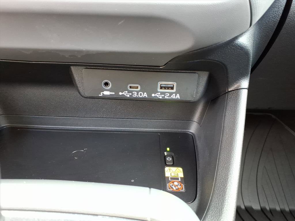 Used 2025 Subaru Crosstrek 2.5i Limited image 19