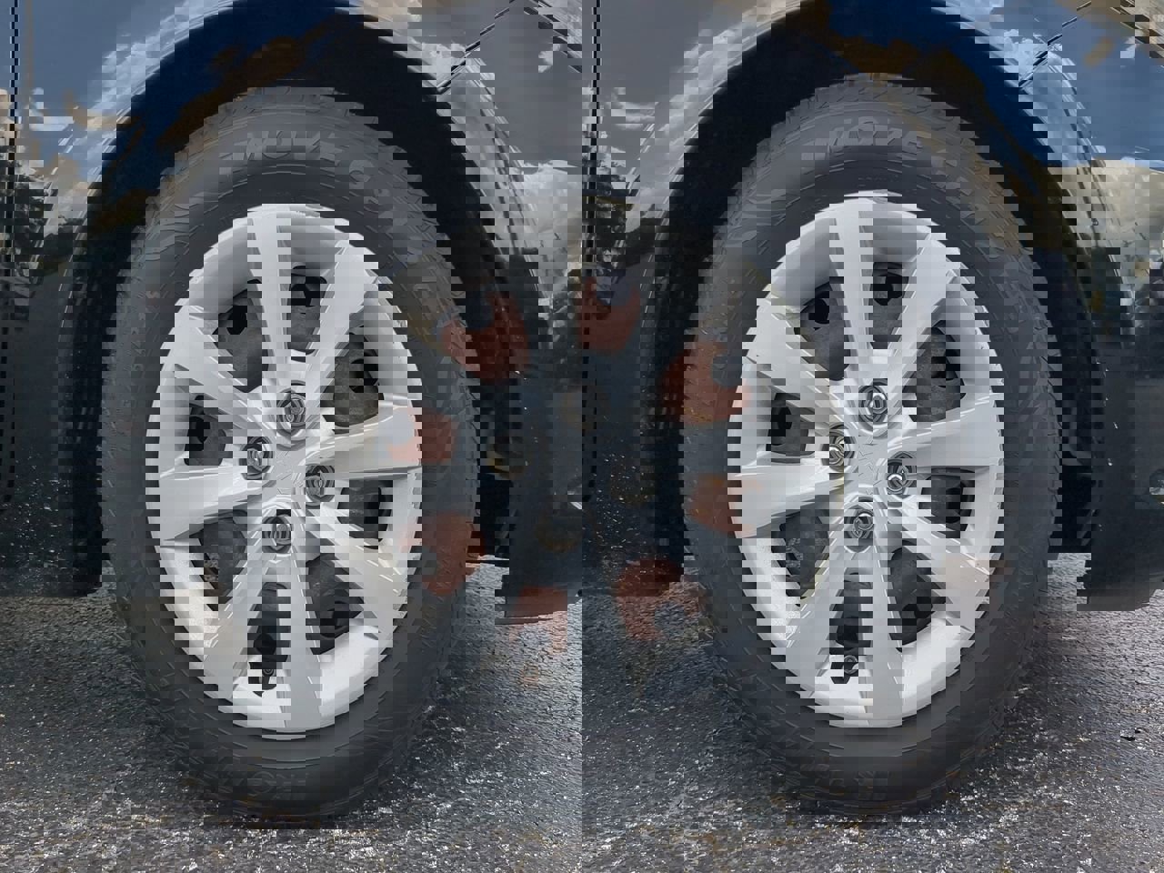 Used 2017 Kia Rio LX w/ Power Package image 11