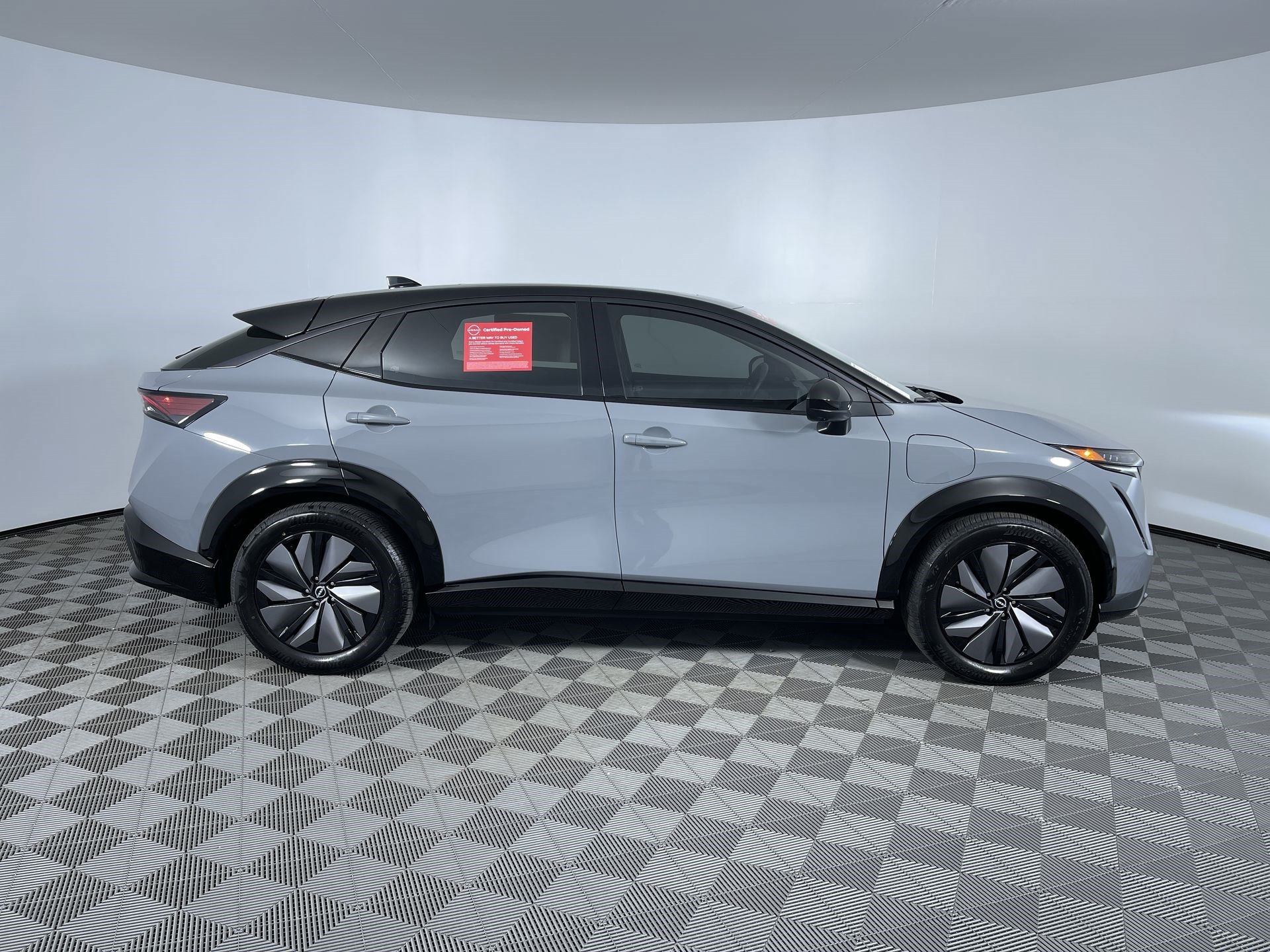 Certified 2024 Nissan Ariya AWD image 10