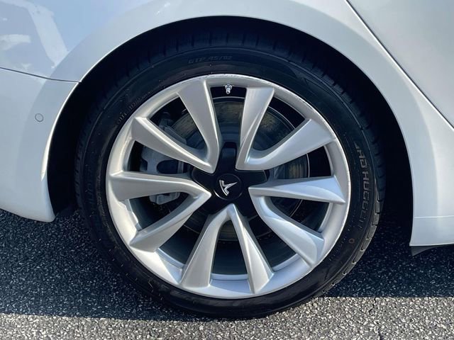 Used 2020 Tesla Model 3 Long Range AWD/4WD image 29