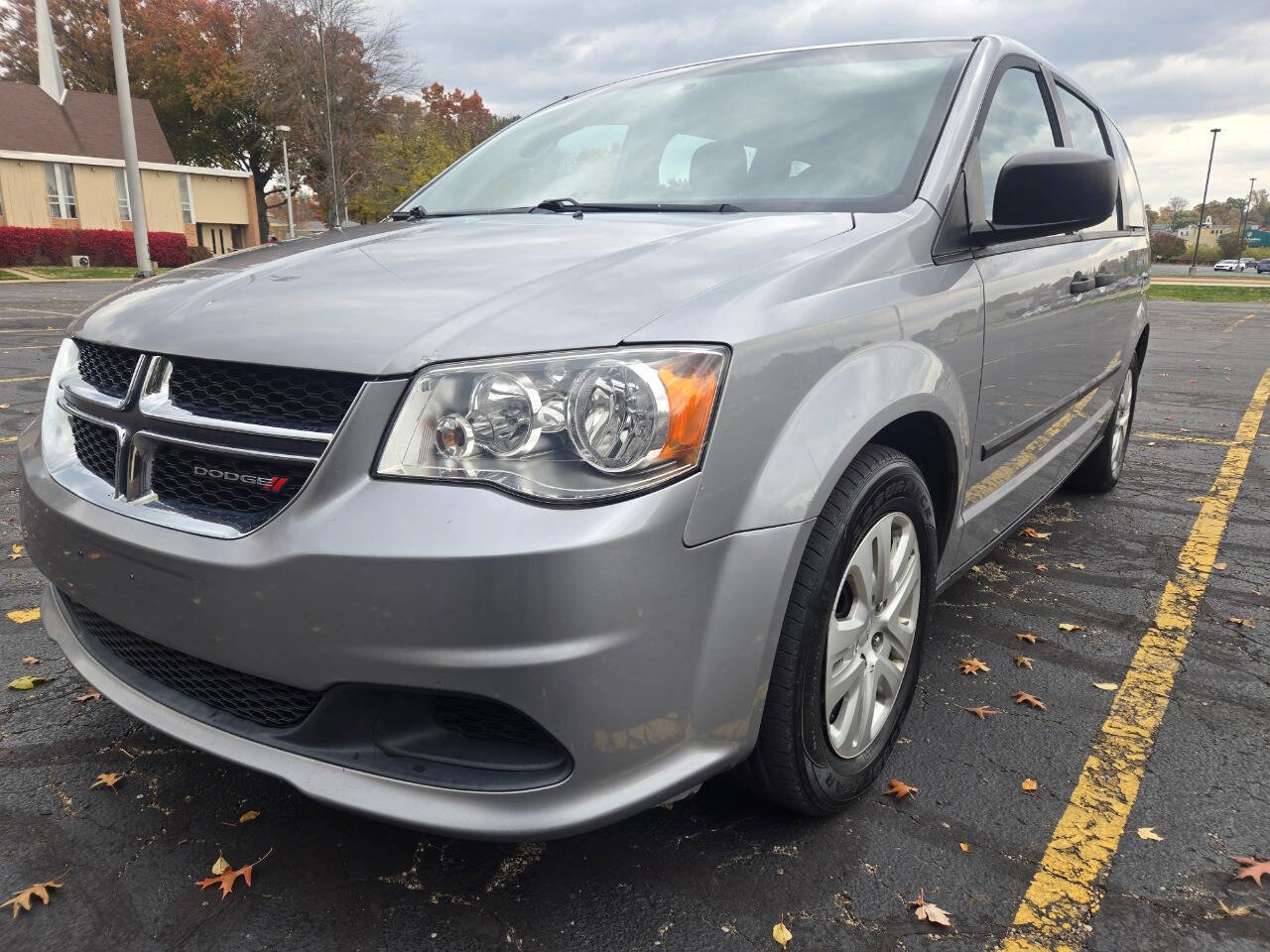 Used 2016 Dodge Grand Caravan American Value Package image 2