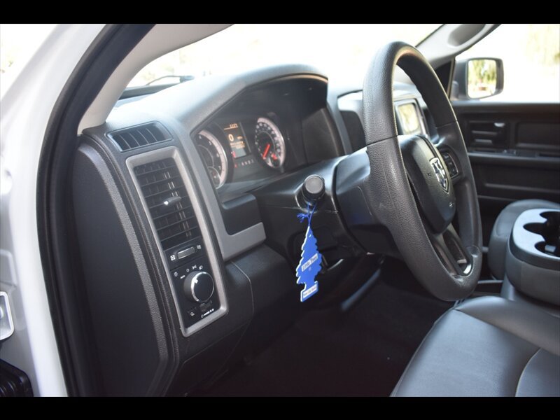 Used 2020 RAM 1500 Tradesman RWD image 12