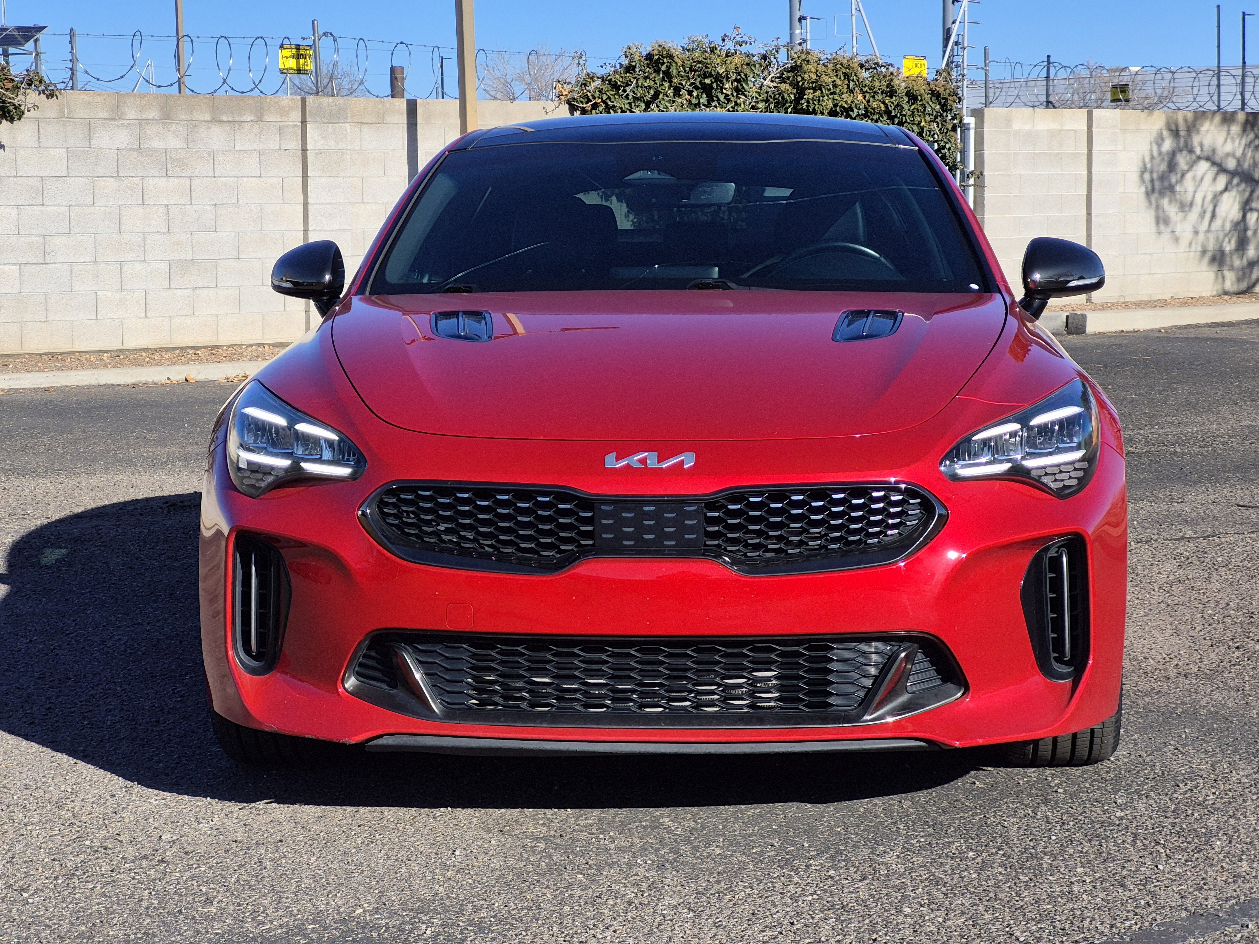 Used 2022 Kia Stinger GT1 image 2