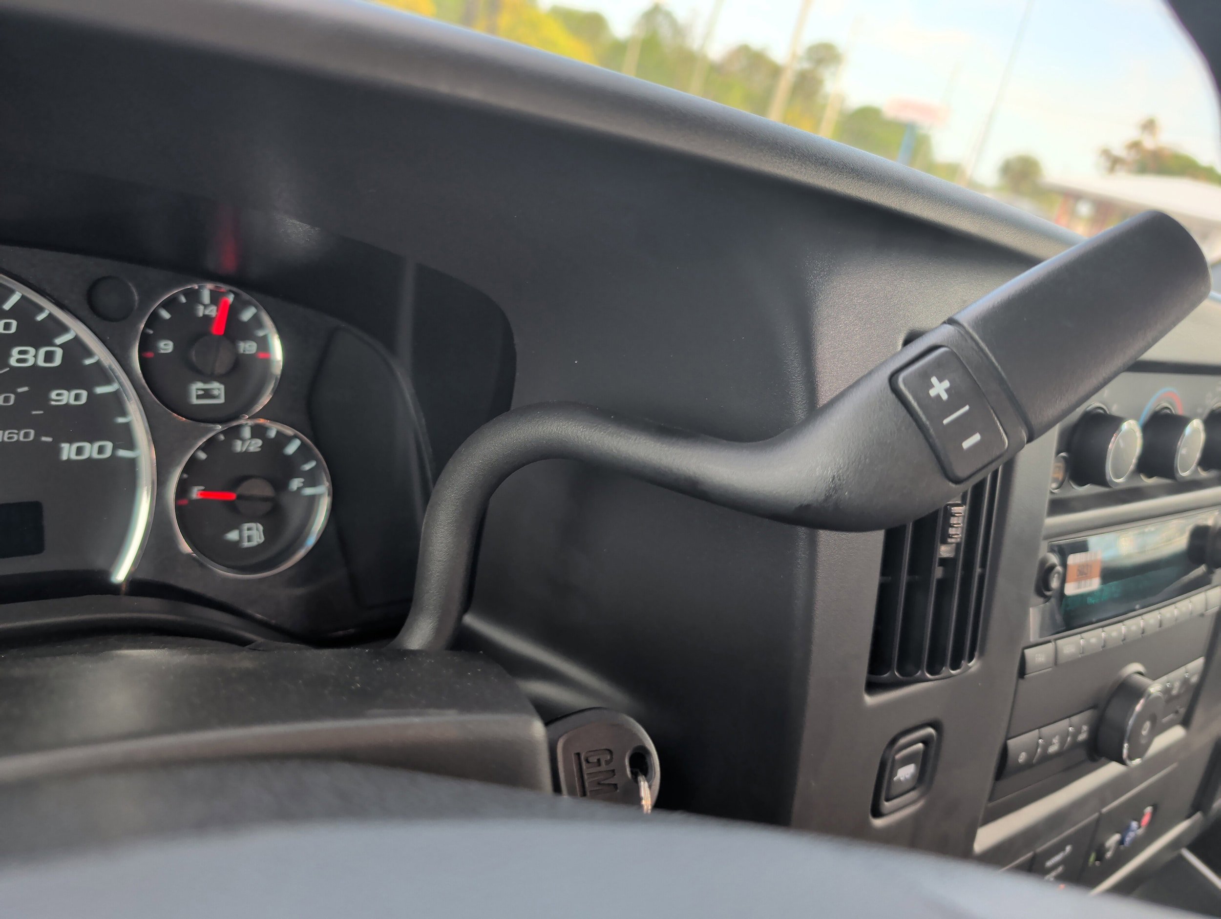 New 2025 Chevrolet Express 2500 Extended w/ Driver Convenience Package RWD image 17