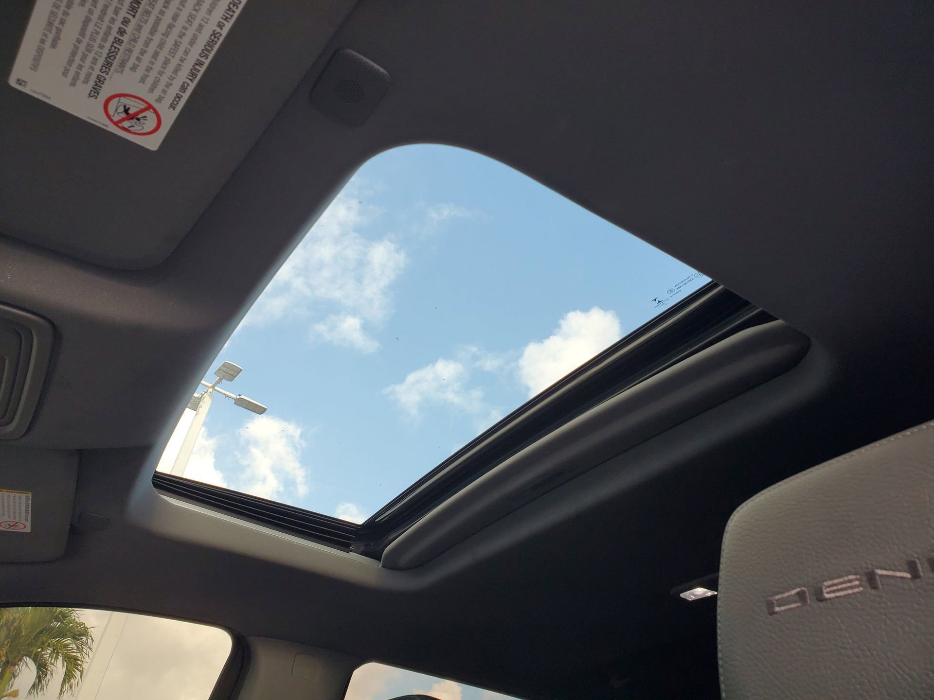 Used 2023 GMC Sierra 3500 Denali w/ Denali Ultimate Package image 20