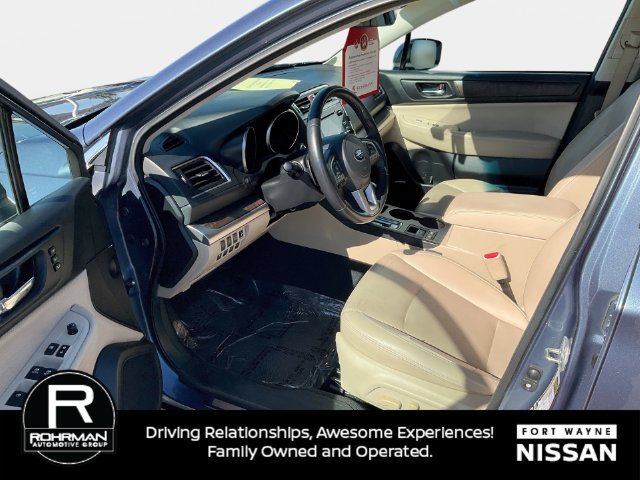 Used 2017 Subaru Outback 2.5i Limited AWD/4WD image 12