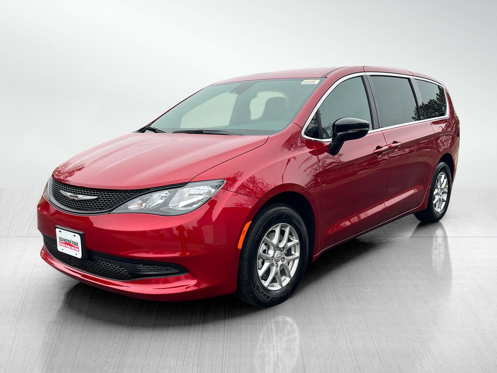 New 2026 Chrysler Voyager LX video 2