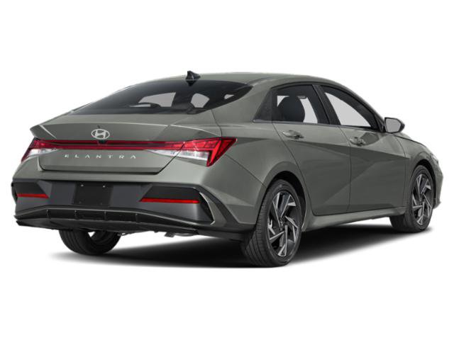 New 2025 Hyundai Elantra SEL image 39